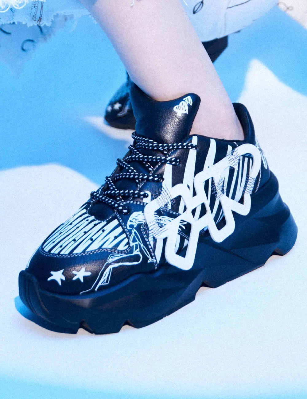 728 Black Graphic Chunky Sneakers