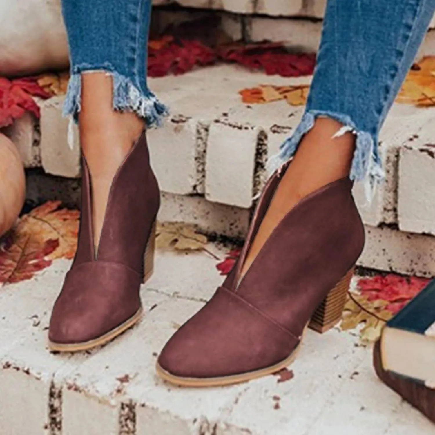 Ankle Boots for Women Fashion V Cut Ankle Booties Pointed Stacked Mid Heel Boots Cowboy Boots Winter Shoes
