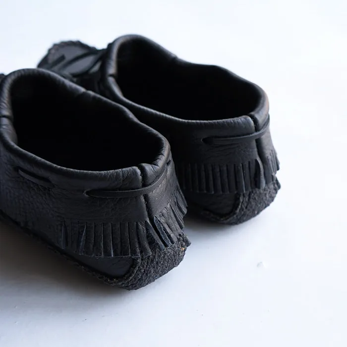 BASTIEN　Moose Hide Fringe Mid Cut Moccasin