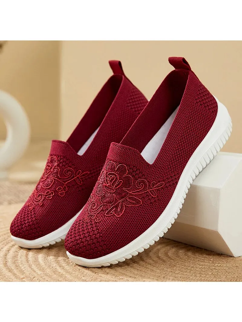 Breathable Women's Sandals – Elegant Summer Sandals with Embroidery Design