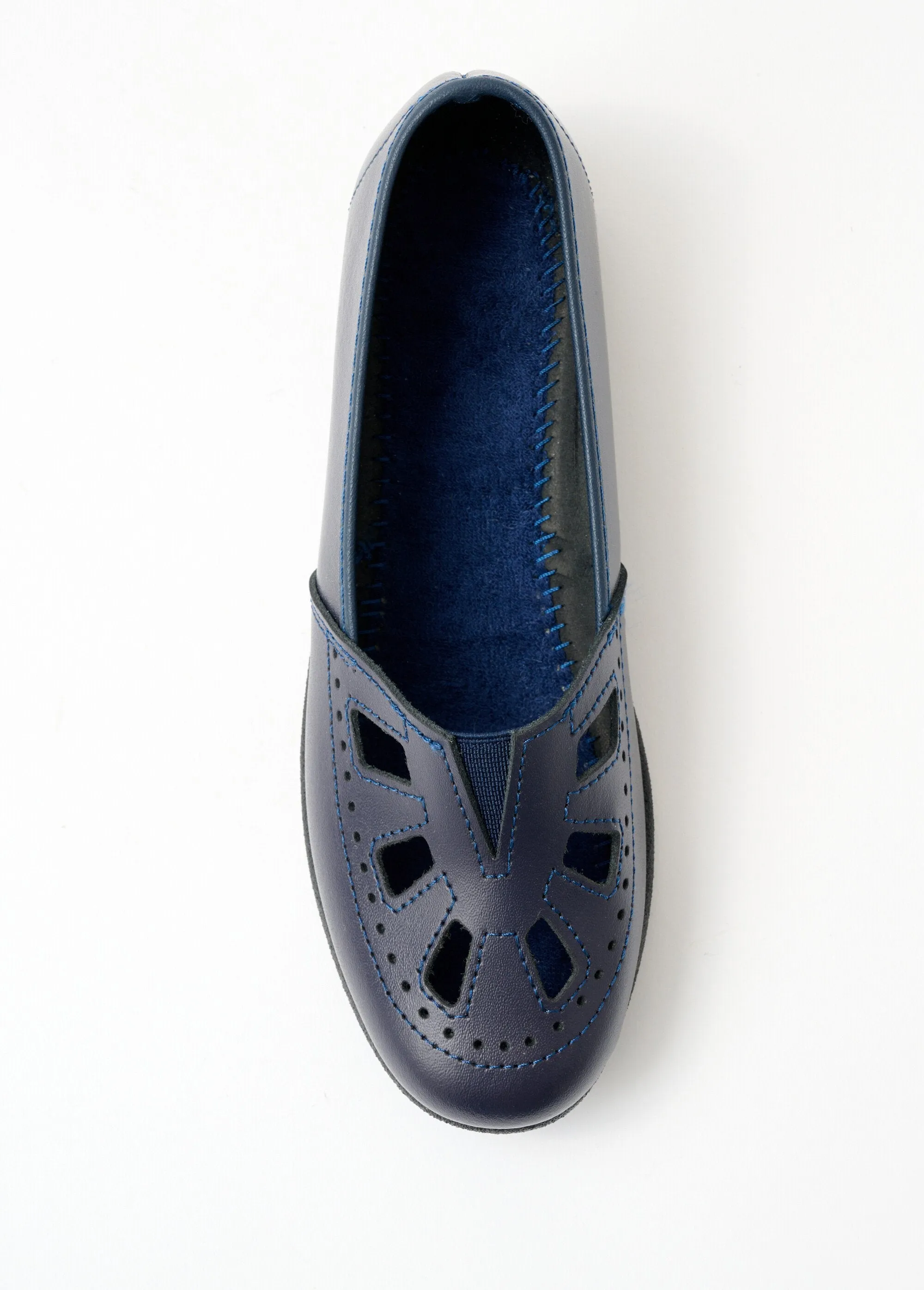 Elasticated comfort width leather moccasins