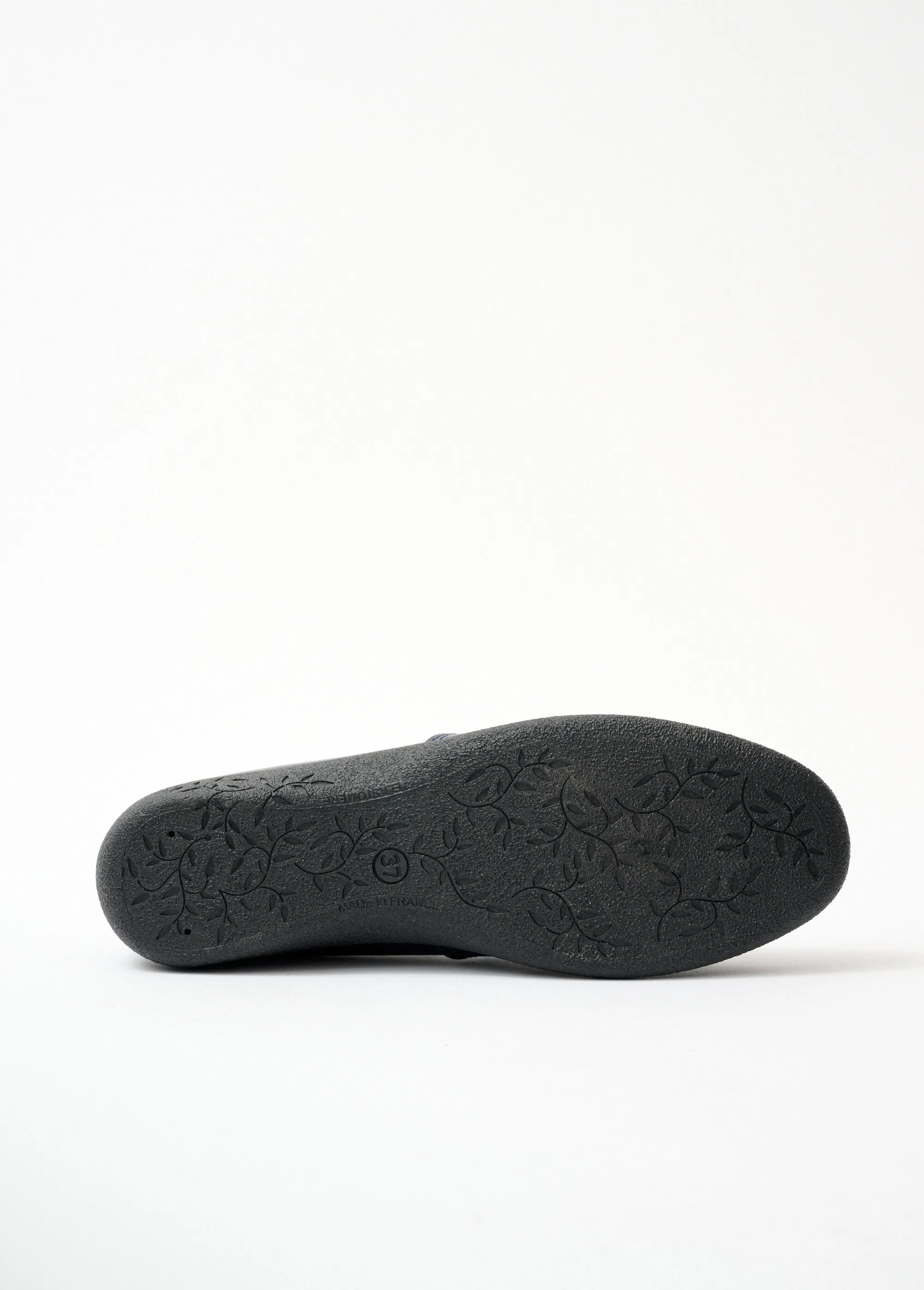 Elasticated comfort width leather moccasins