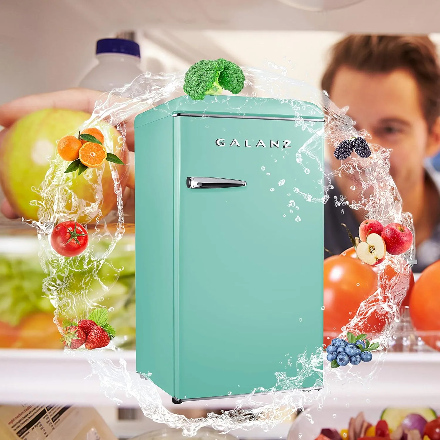 Galanz GLR33MGNR10 Retro Compact Refrigerator, Single Door Fridge, Adjustable Mechanical Thermostat with Chiller, Green, 3.3 Cu Ft