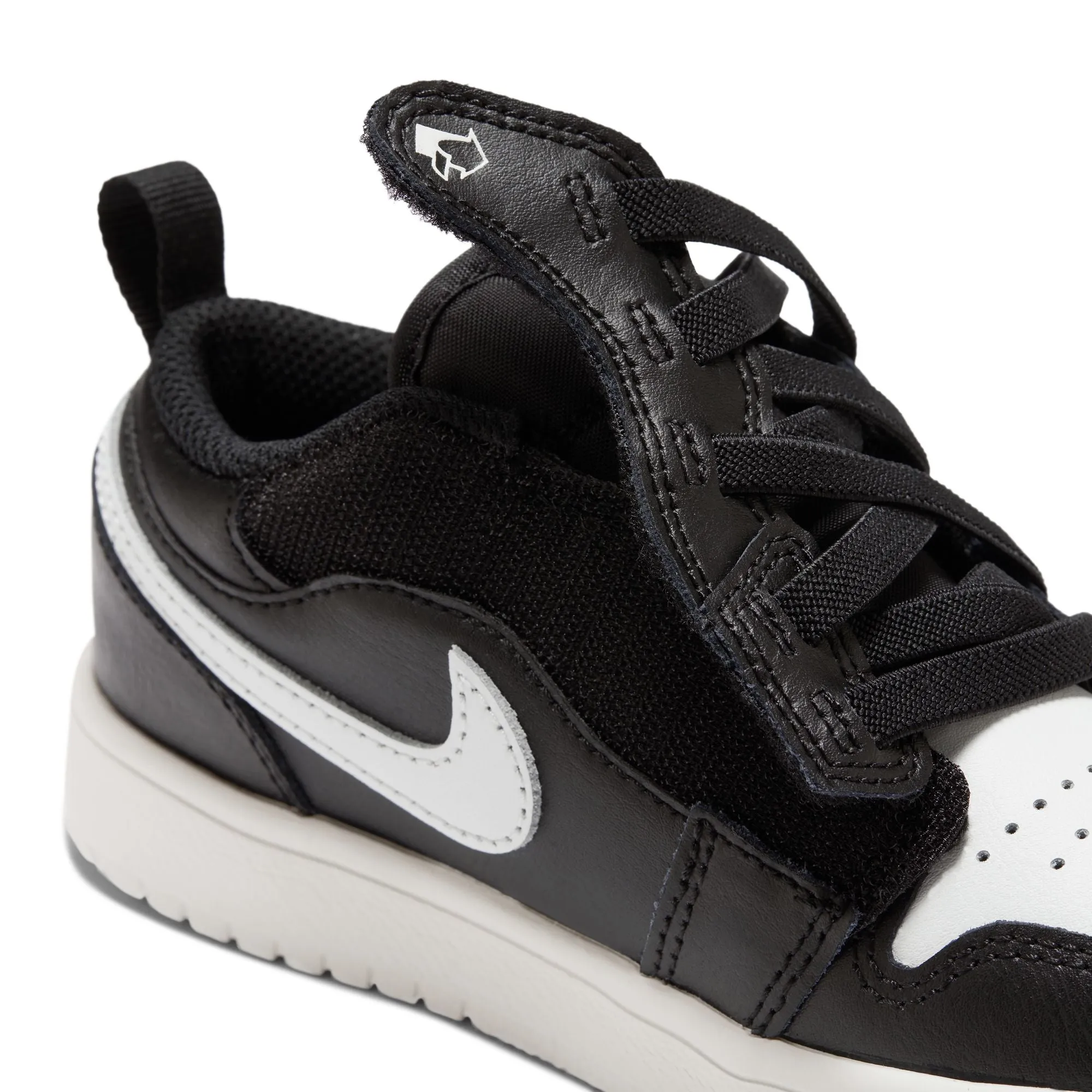JORDAN 1 LOW ALT BLACK/SUMMIT WHITE DR9748-043