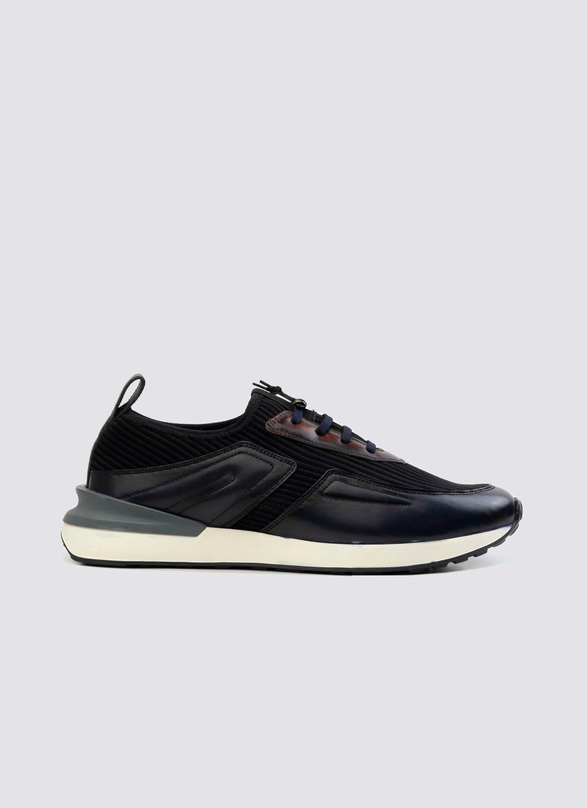 Lex Sneaker