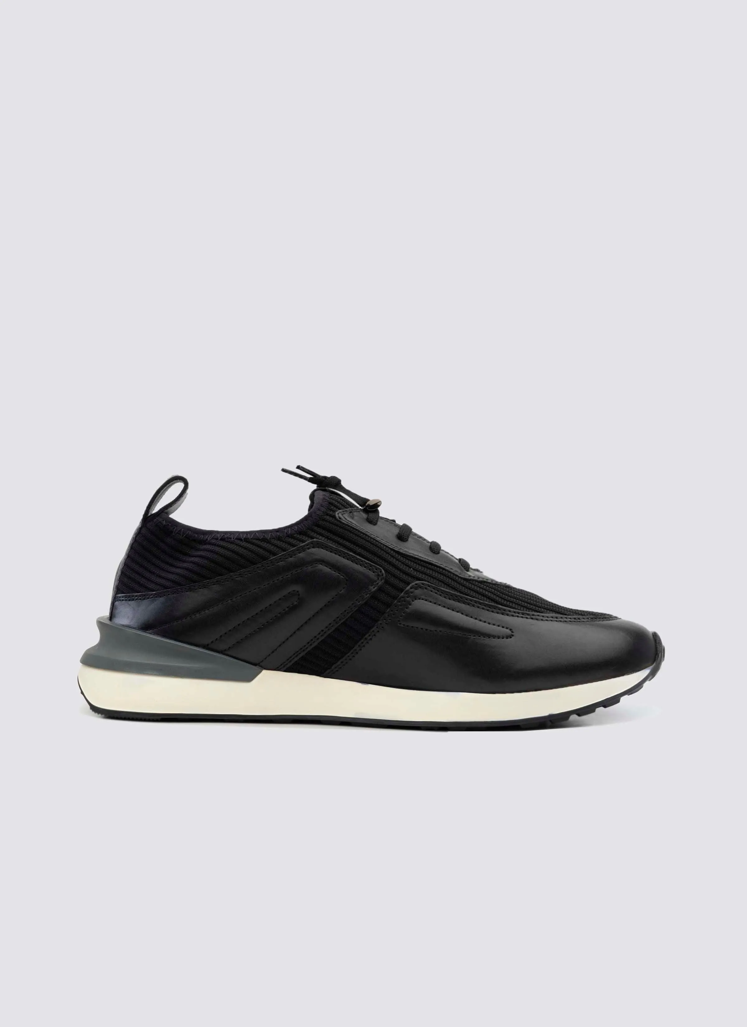 Lex Sneaker