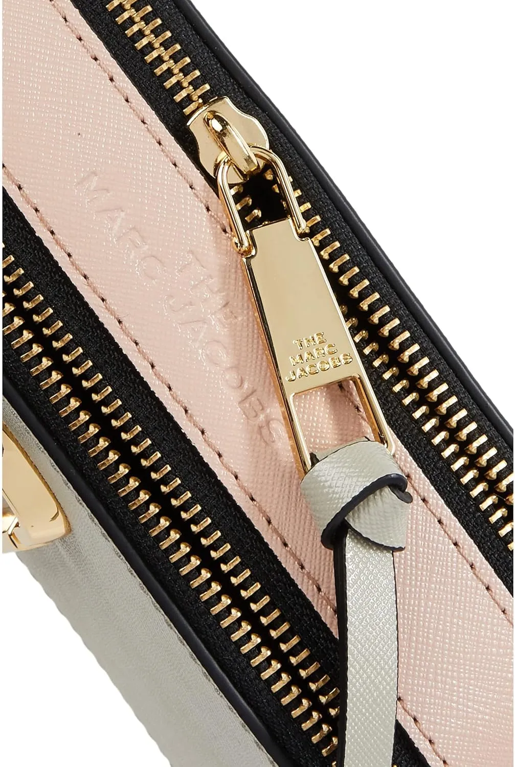 Marc Jacobs Snapshot, Black