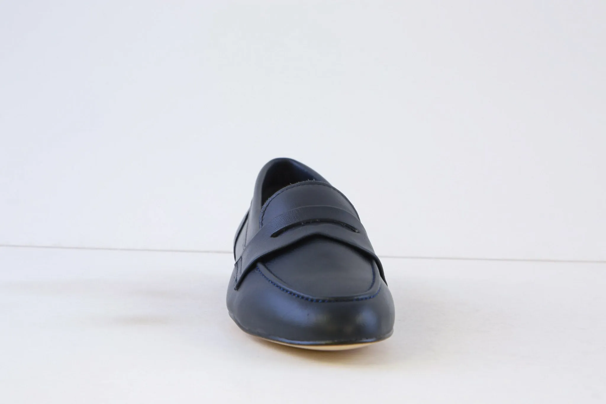 MARIA JAEN - 7X FLAT LOAFER - NAVY LEATHER