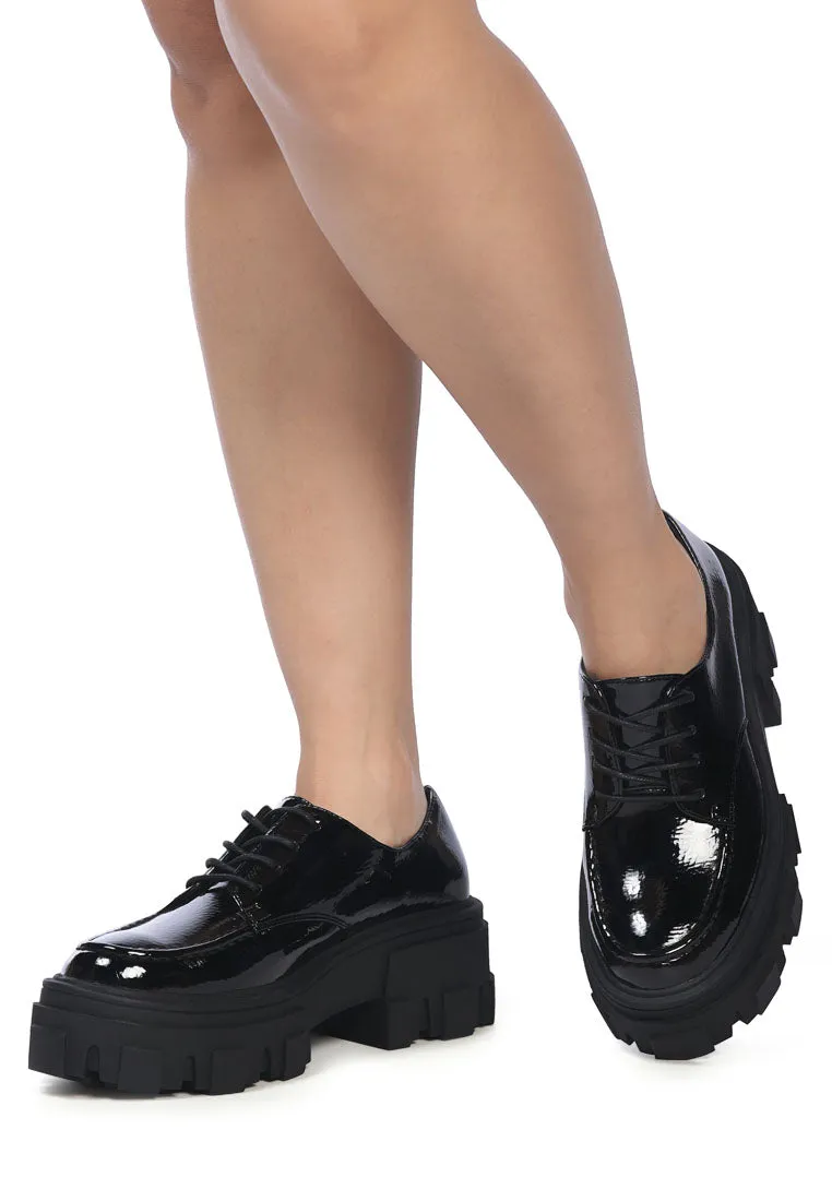 Mousse Chunky Tripper Patent Pu Sneakers
