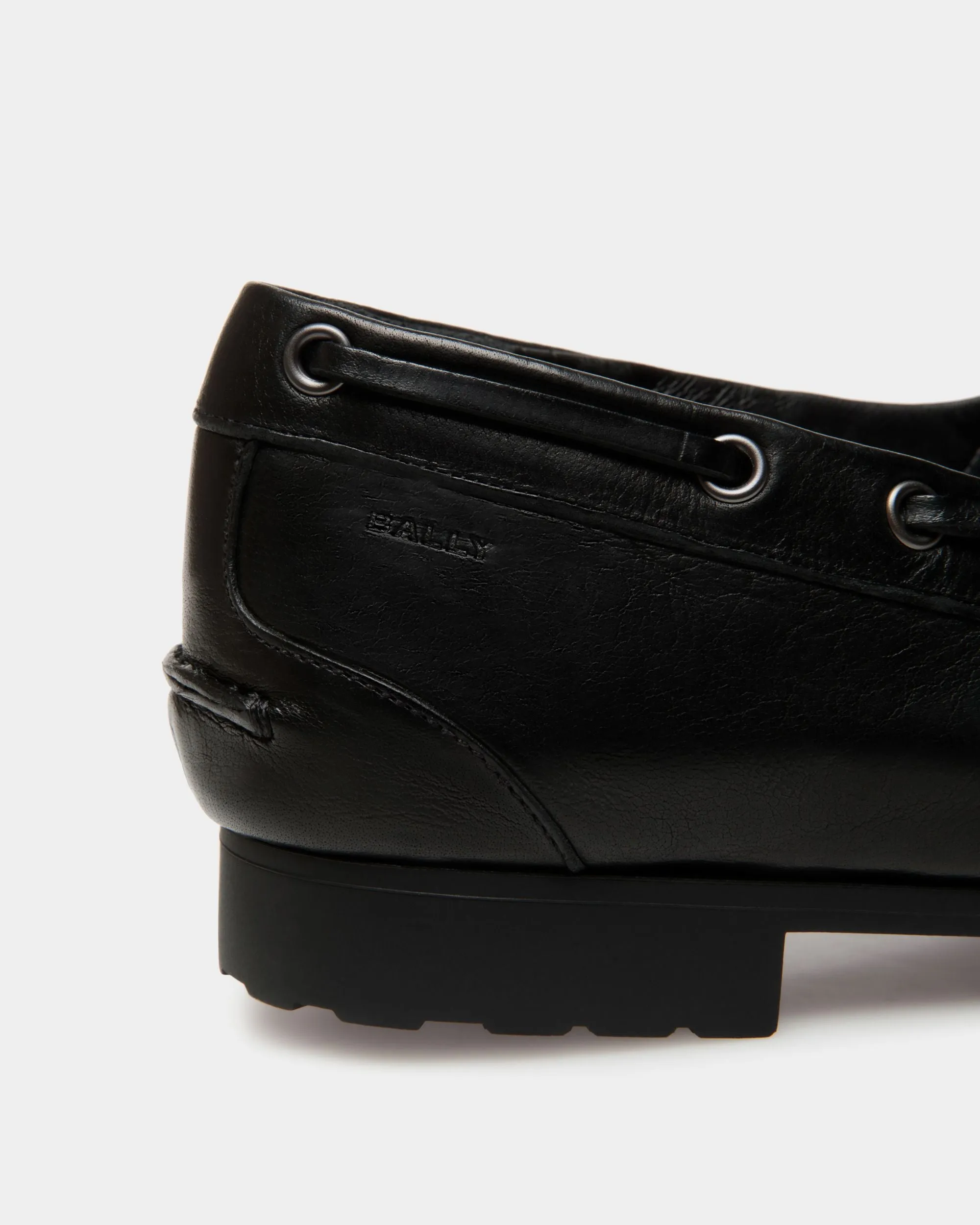 Plume Mocassin In Black Leather