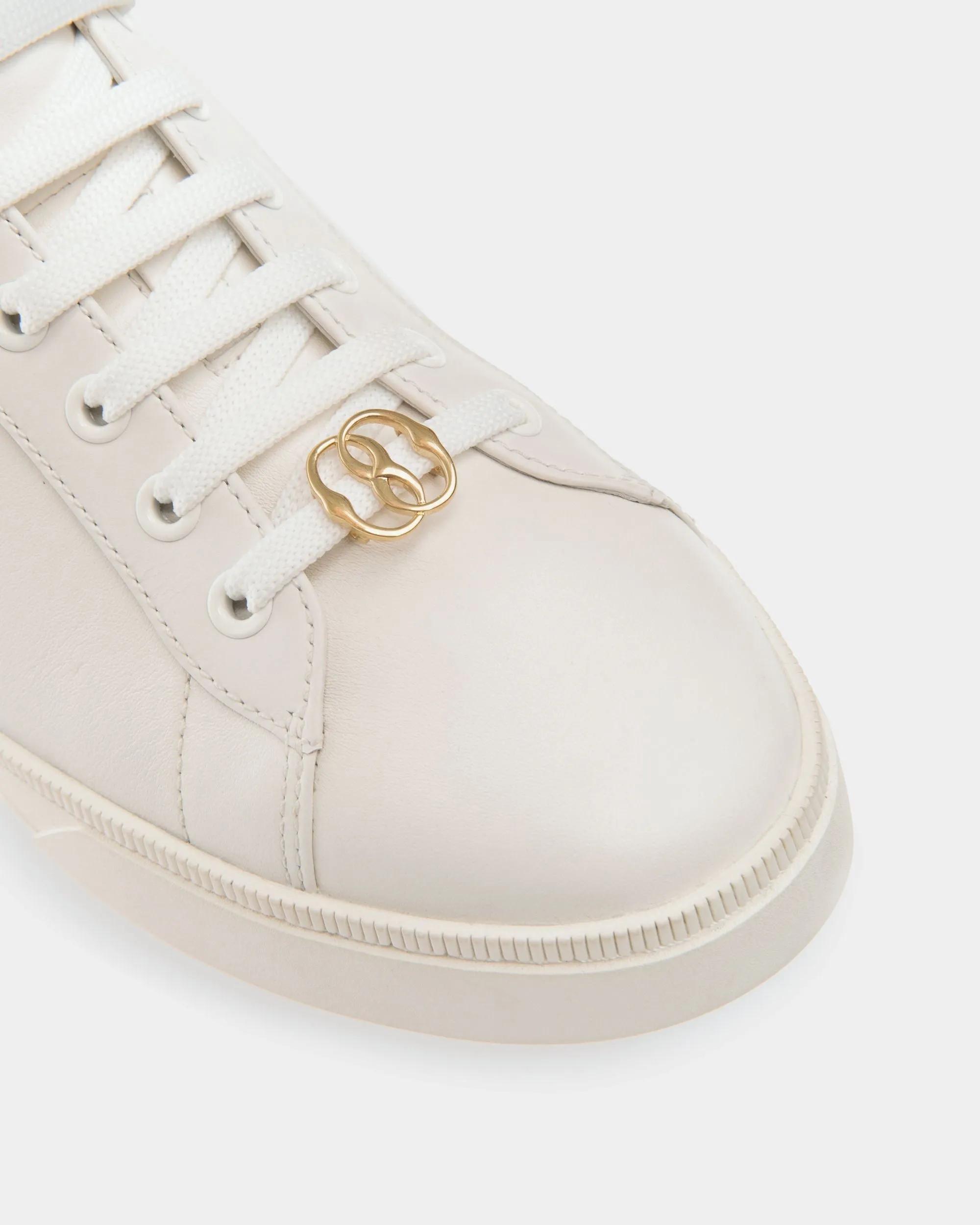 Raise Sneakers In White Leather