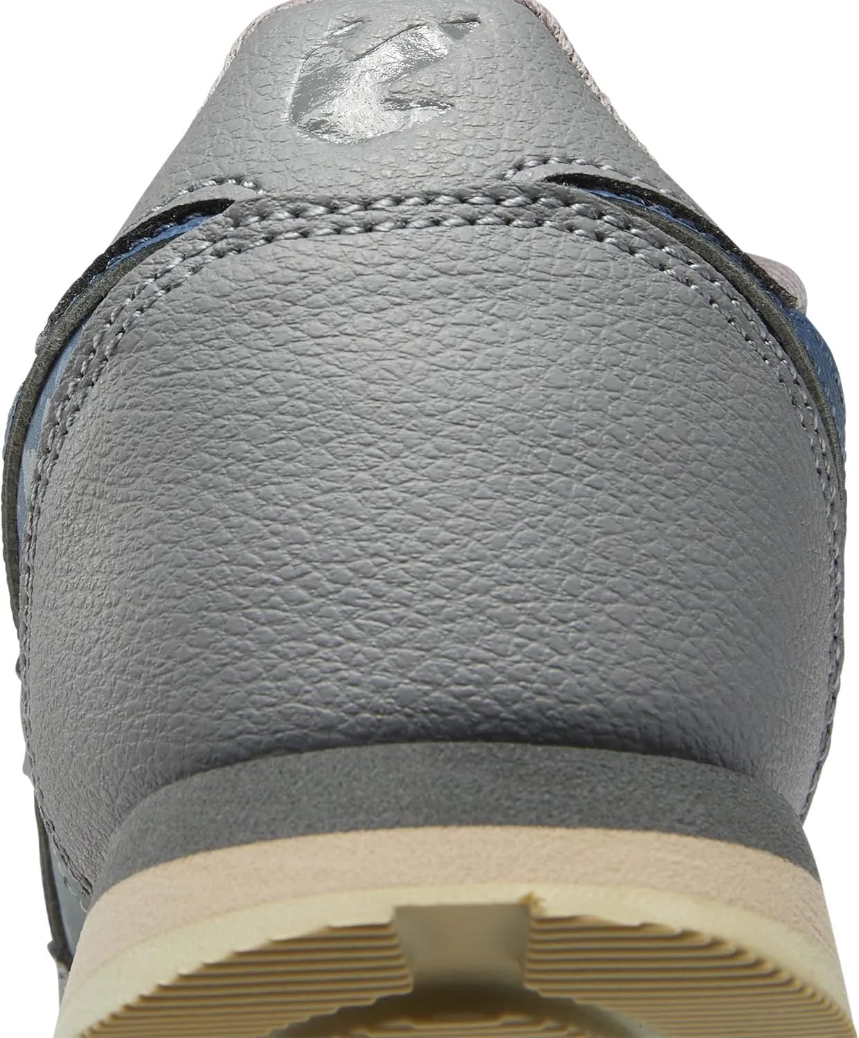 Reebok Unisex-Child Classic Leather Sneaker