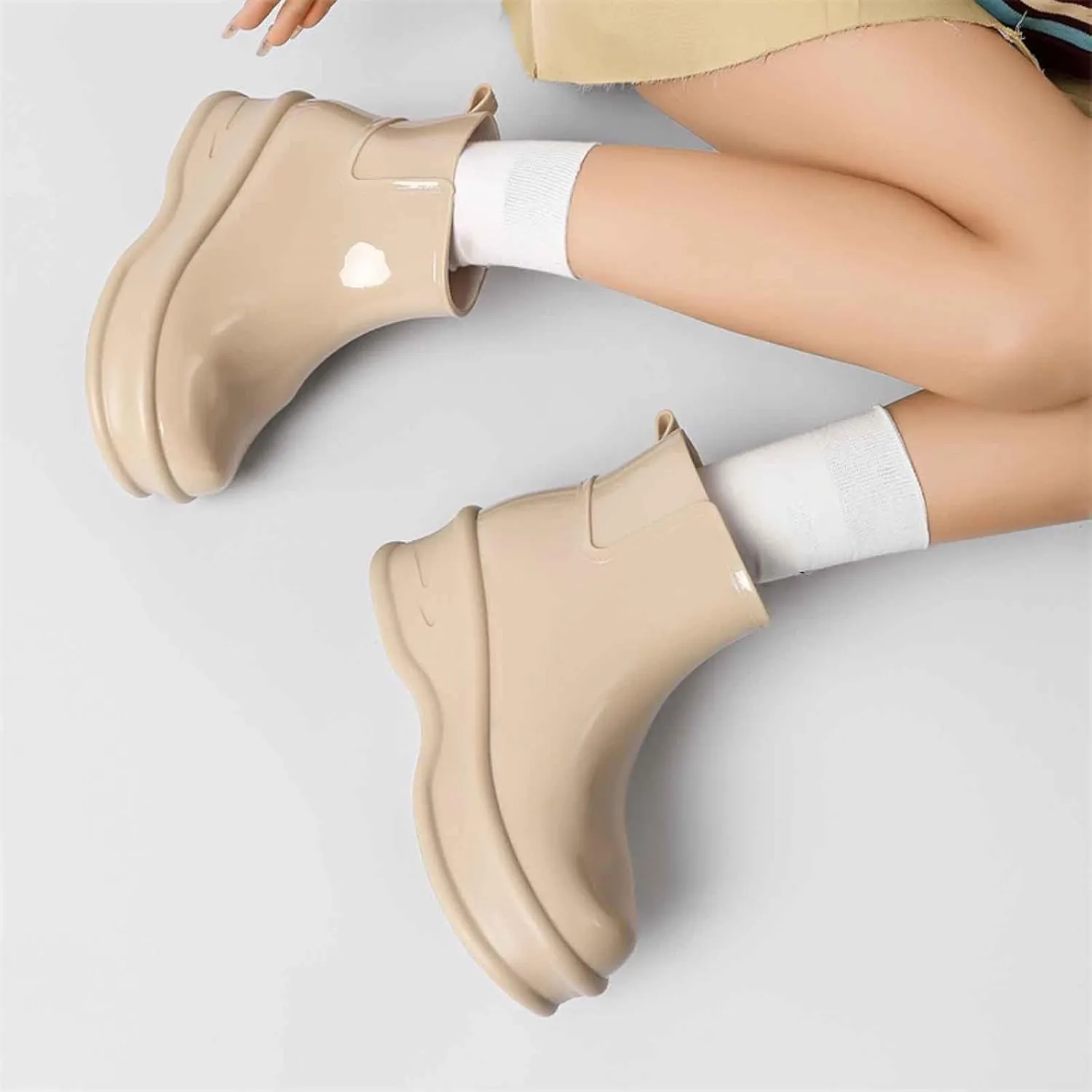 Women's Short Rain Boots Rubber Waterproof Garden Boots Elastic Slip On Insulated Rain Shoe for Outdoor Work Sole