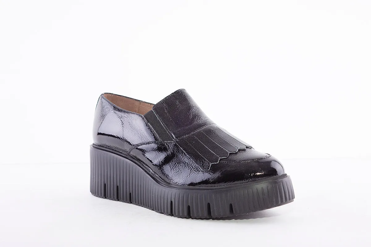 WONDERS - E-6203 WEDGE SLIP-ON SHOE - BLACK PATENT